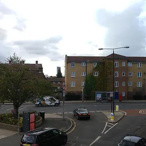 2* Szálloda View Stratford